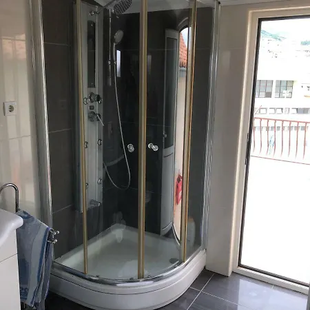 Apartman Lada Appartement *