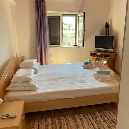 Appartement Apartman Lada *